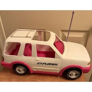 VTG 1996 Barbie Ford Explorer SUV White/Pink Trim & Interior Rare No Remote